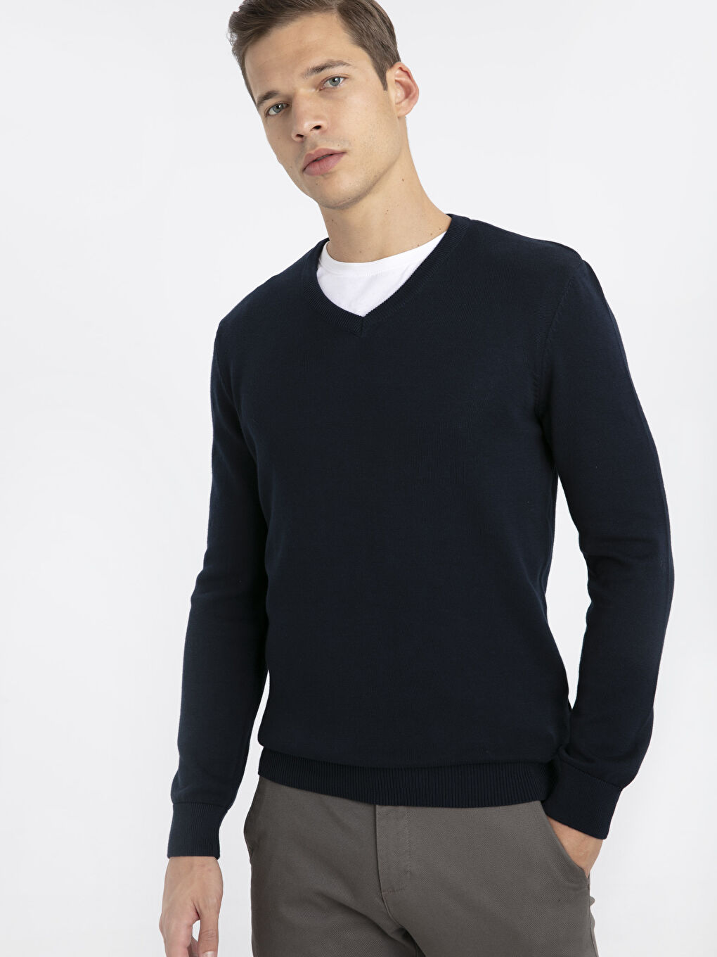 V Neck Long Sleeve Men's Knitwear Sweater-1