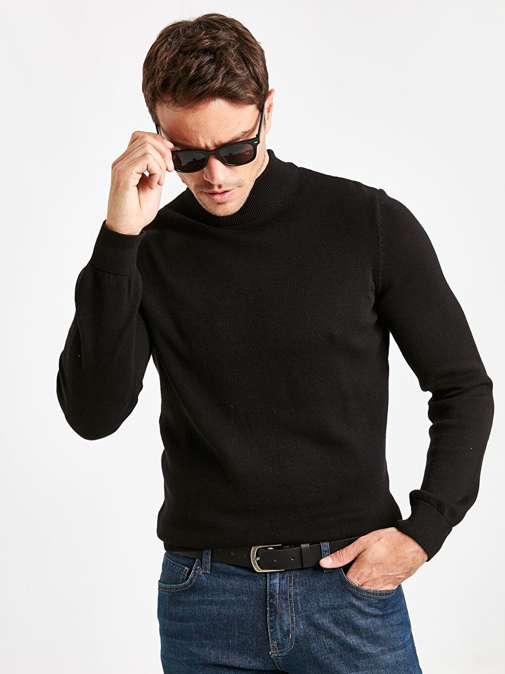 Siyah Balıkçı Yaka Uzun Kollu Erkek Triko Kazak