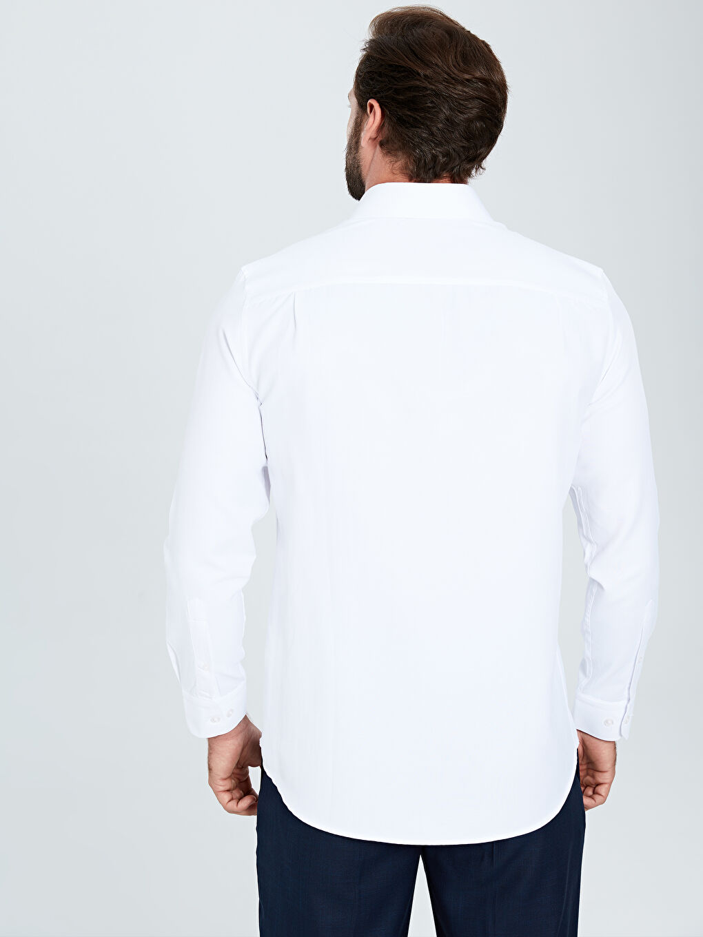 Parlak Beyaz Gömlek-2