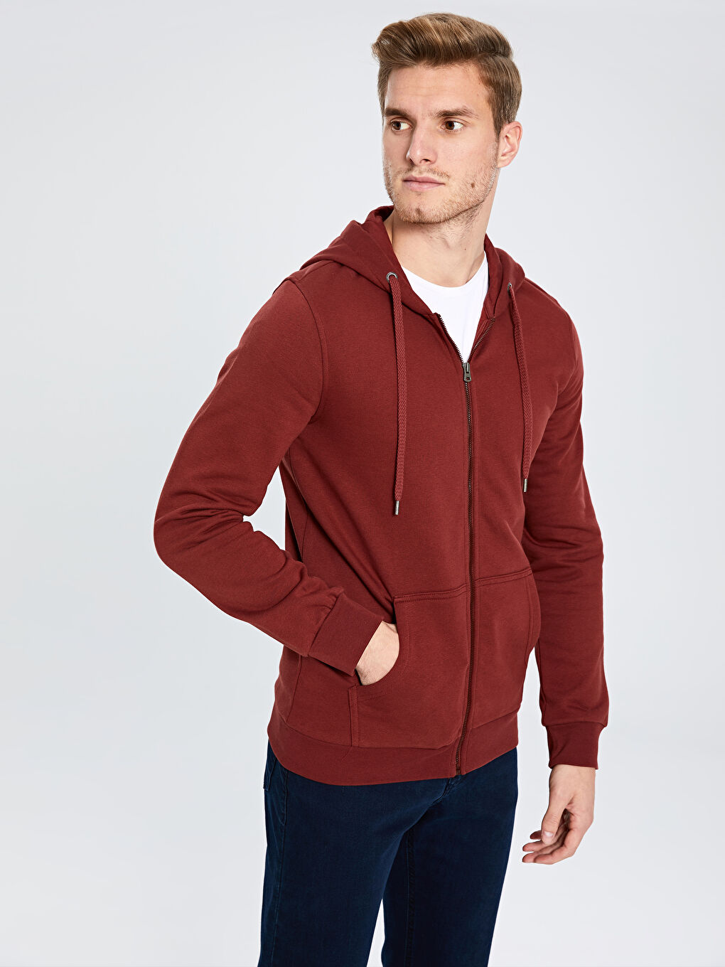 LCWAIKIKI Basic Man BORDEAUX Zip-Up Sweatshirt -9W3323Z8-HJS