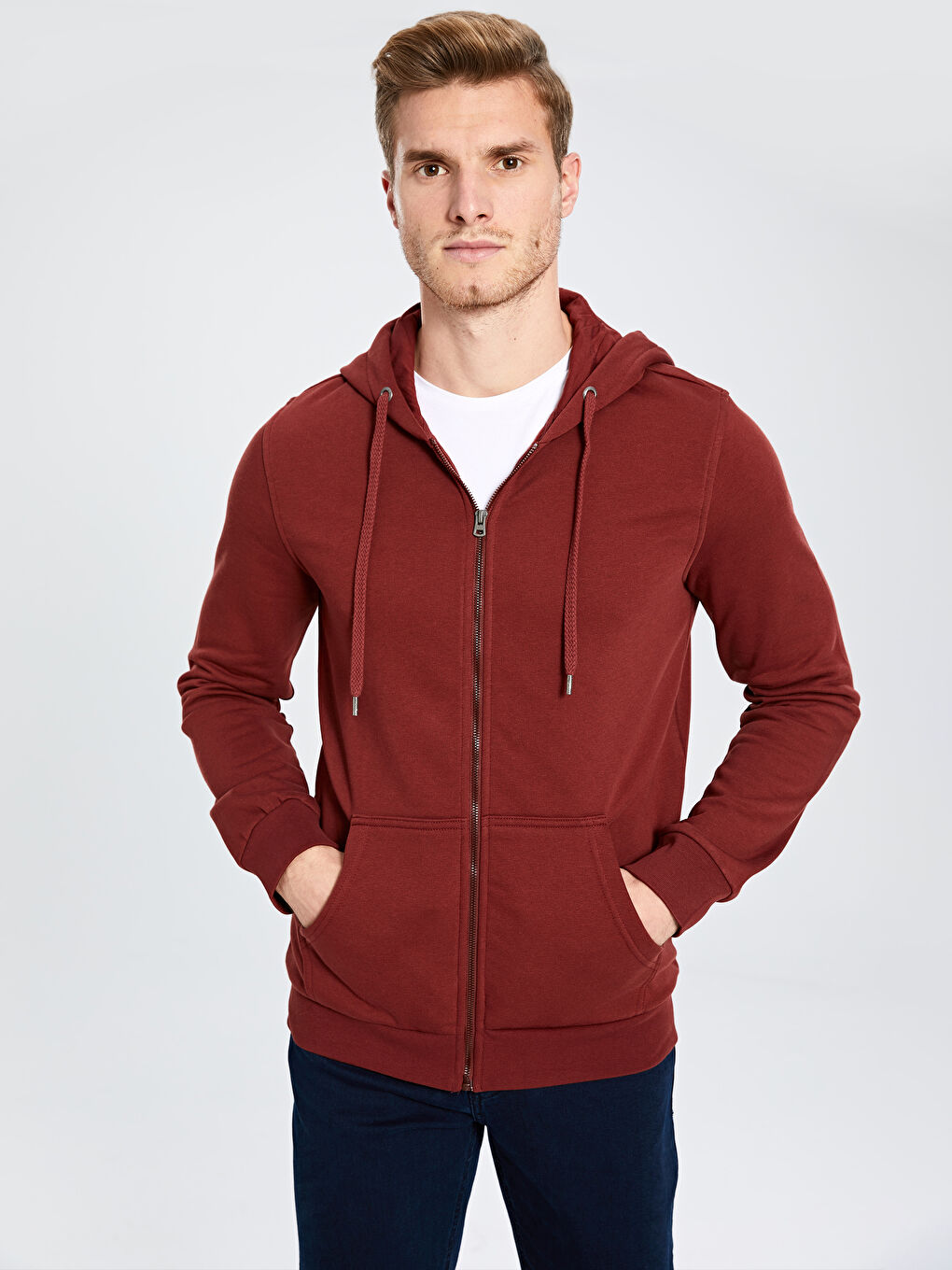 LCWAIKIKI Basic Man BORDEAUX Zip-Up Sweatshirt -9W3323Z8-HJS