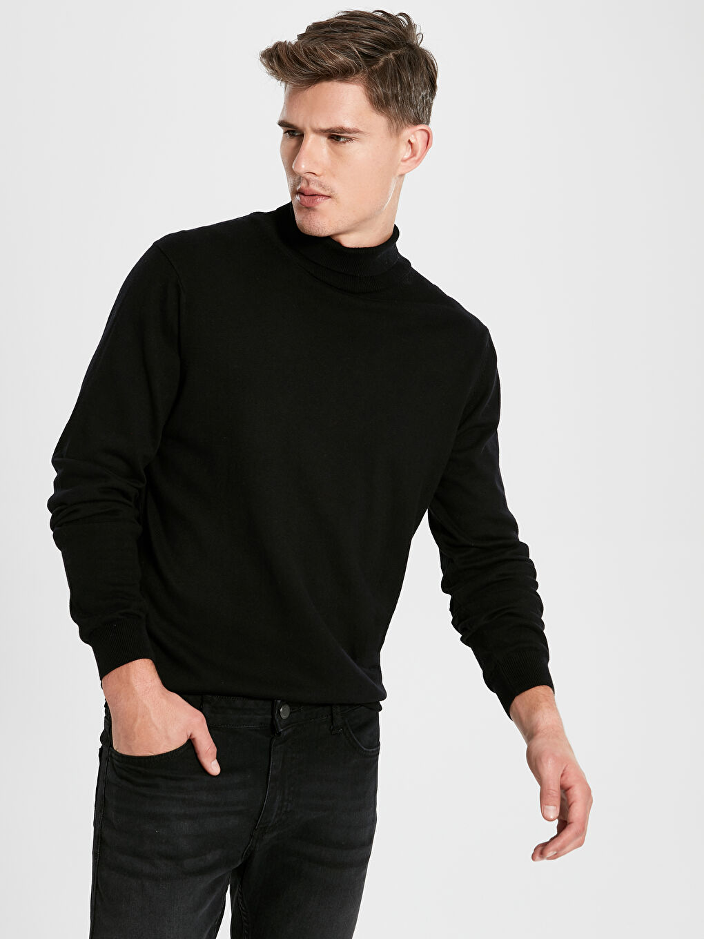 Siyah Balıkçı Yaka Uzun Kollu Erkek Triko Kazak