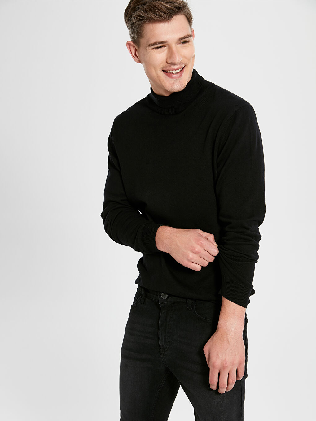 Siyah Balıkçı Yaka Uzun Kollu Erkek Triko Kazak-3