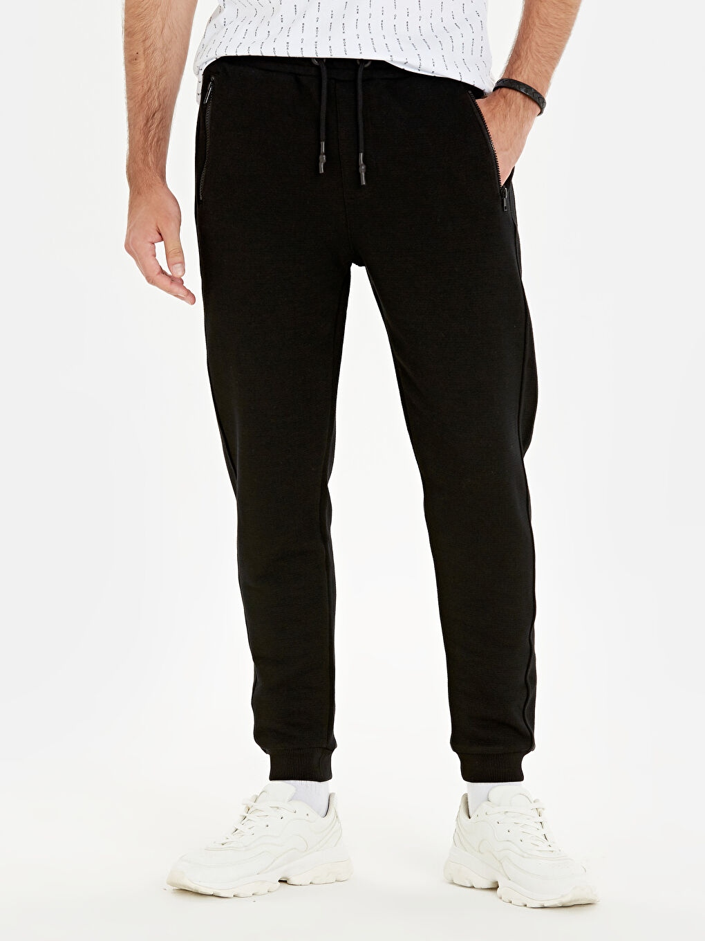 Yeni Siyah Jogger Eşofman Altı-1