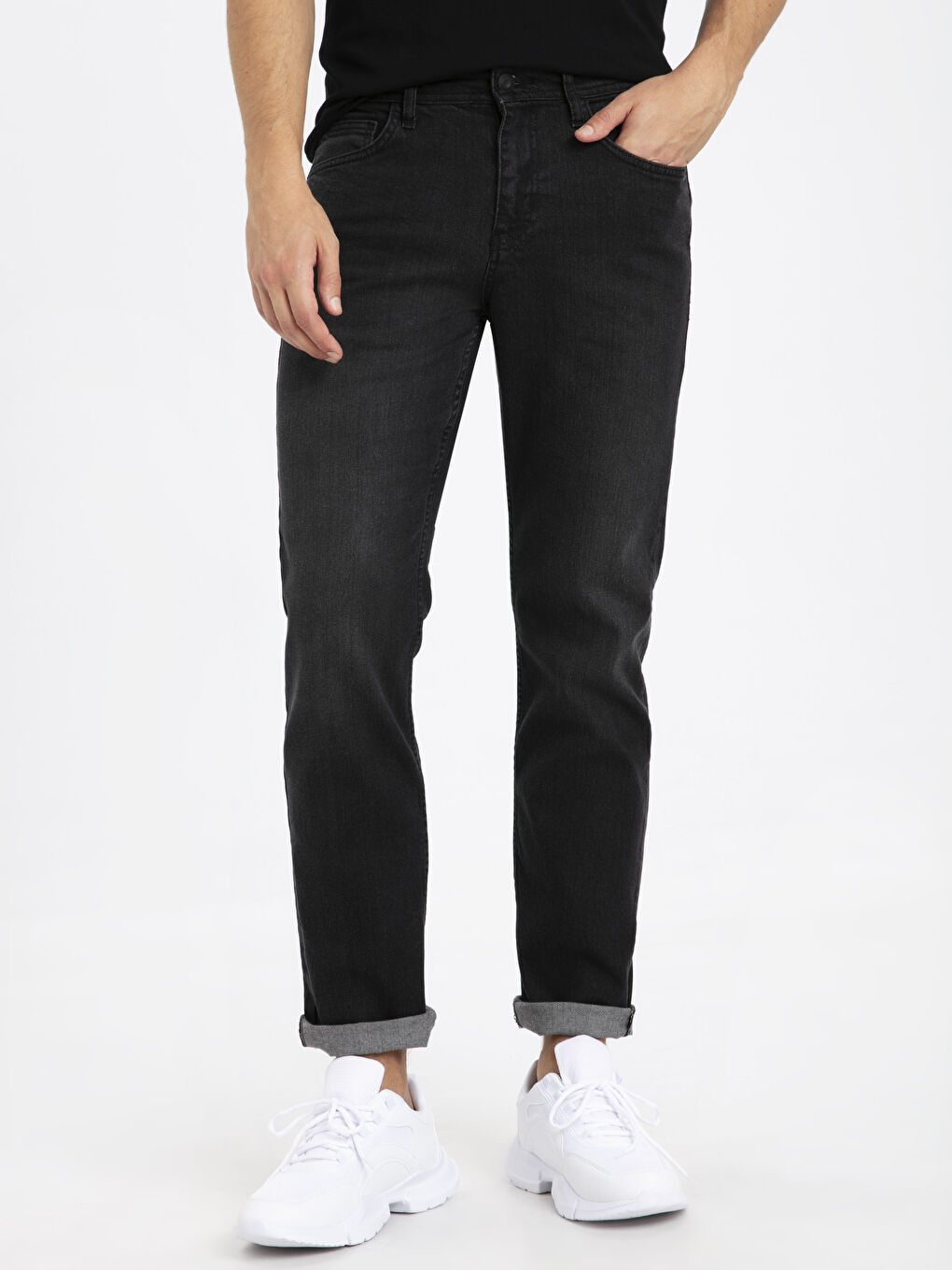 Siyah 890 Rahat Kalıp Jean Pantolon-1