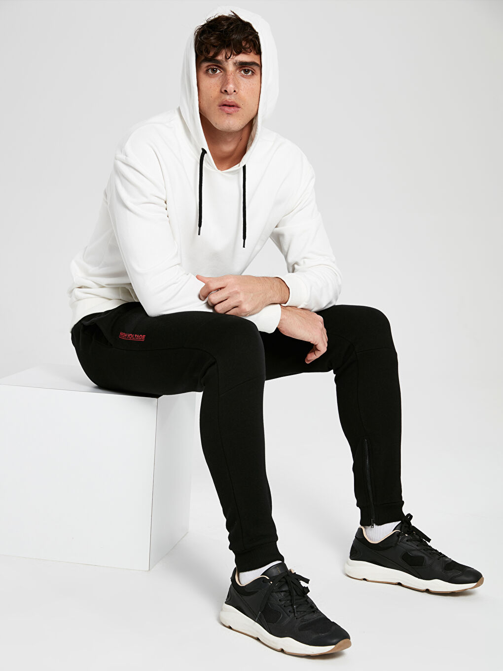 Yeni Siyah Eşofman Altı-1