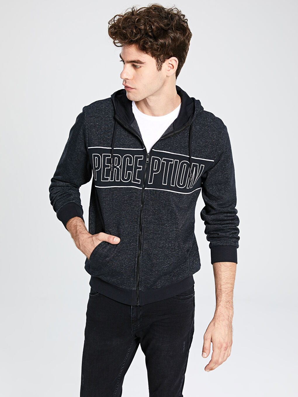 Siyah Kapüşonlu Fermuarlı Erkek Sweatshirt-1