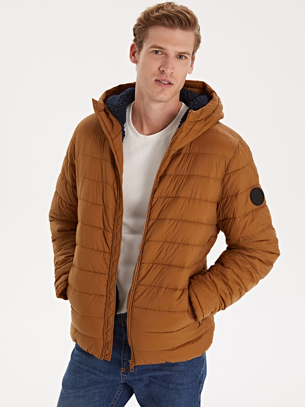 Açık Kahverengi Şişme Mont