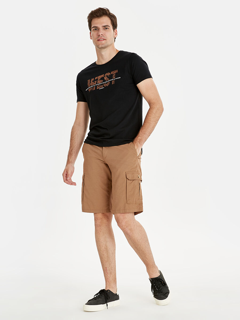 Siyah Bisiklet Yaka Penye Erkek Tişört-2