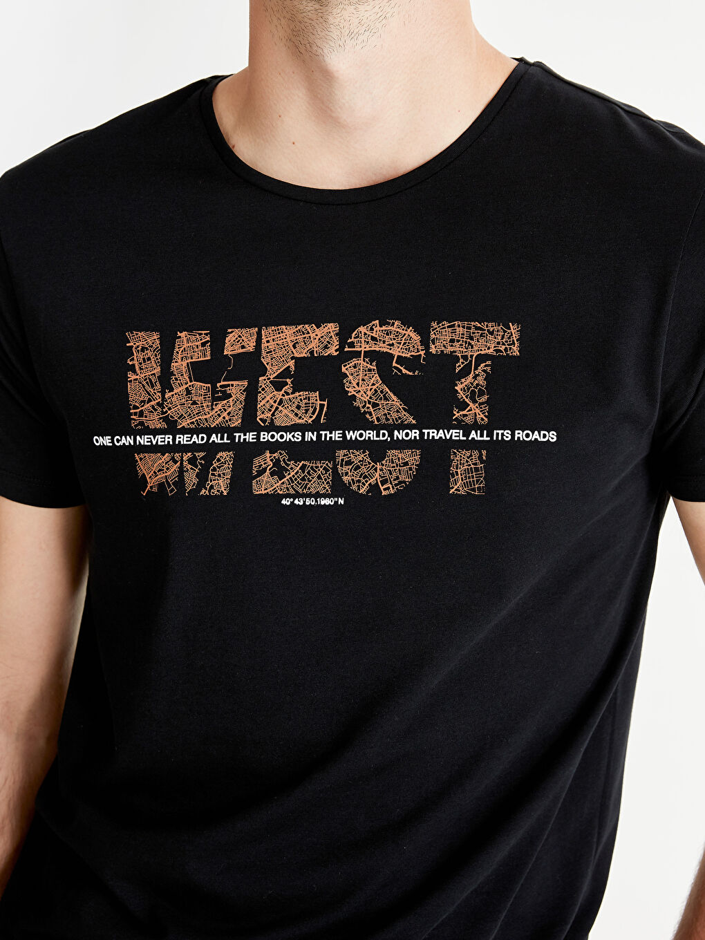 Siyah Bisiklet Yaka Penye Erkek Tişört-3