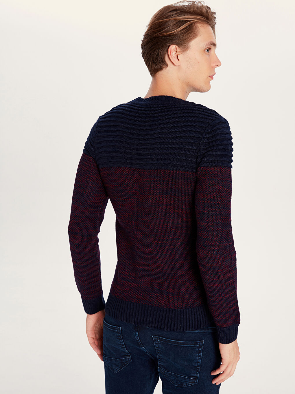 Ерлерге арналған трикотаж ұзын жеңді дөңгелек жағалы жемпір-3