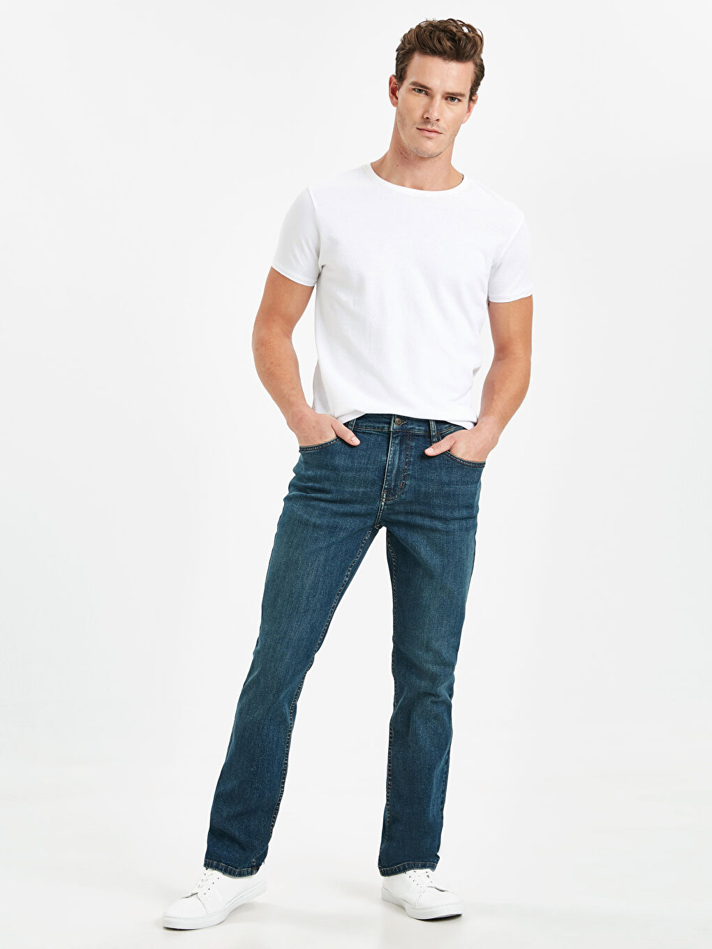 LCW Jeans Man INDIGO Jeans -9W4832Z8-400