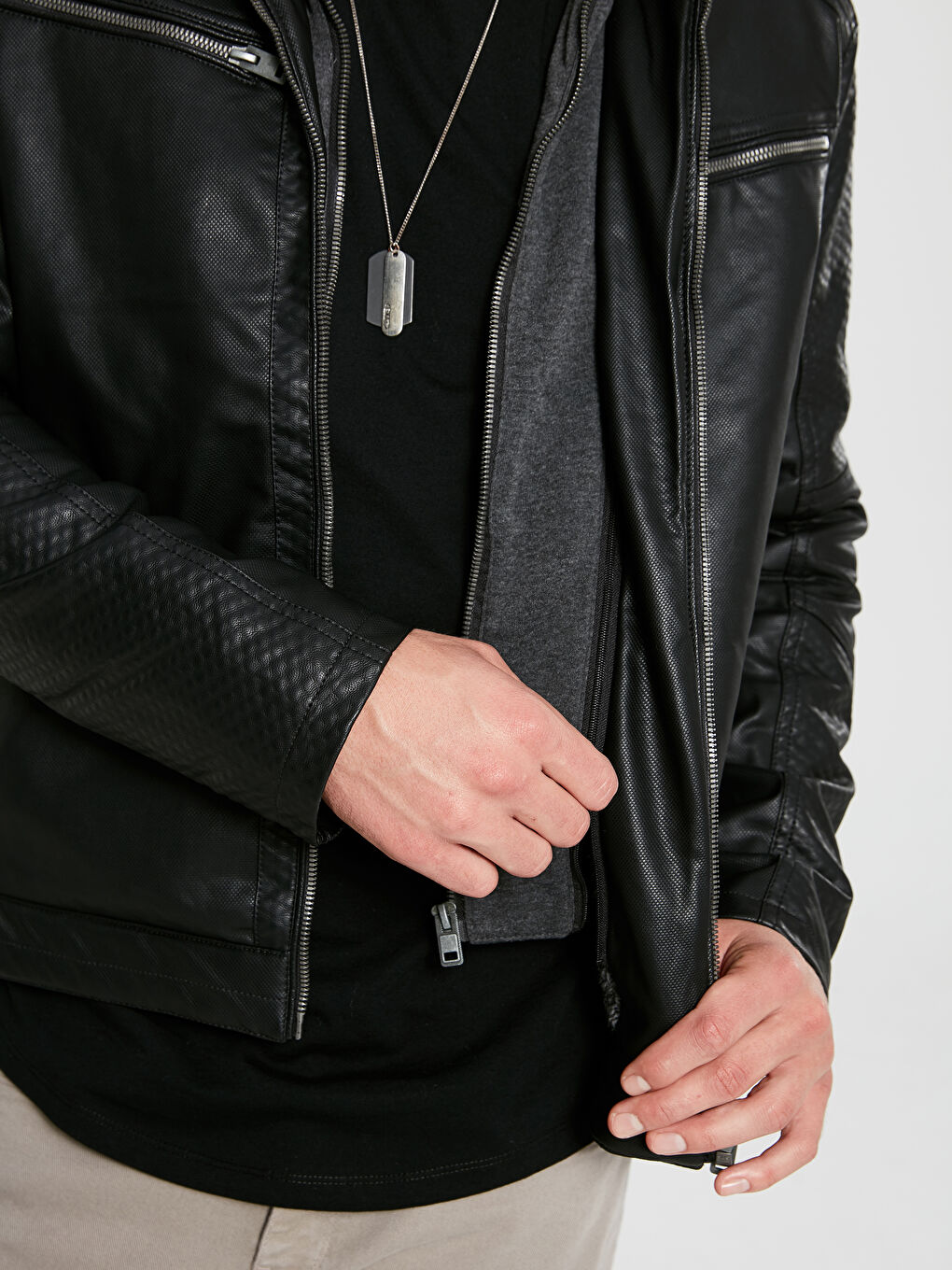 Siyah Sıyah Şişme Mont-5