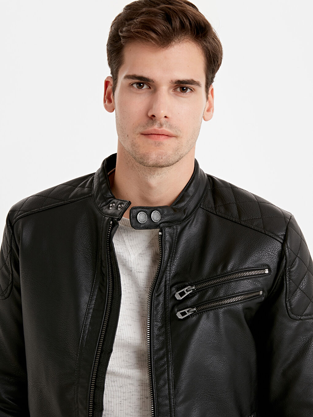 Siyah Erkek Deri Görünümlü Mont-2