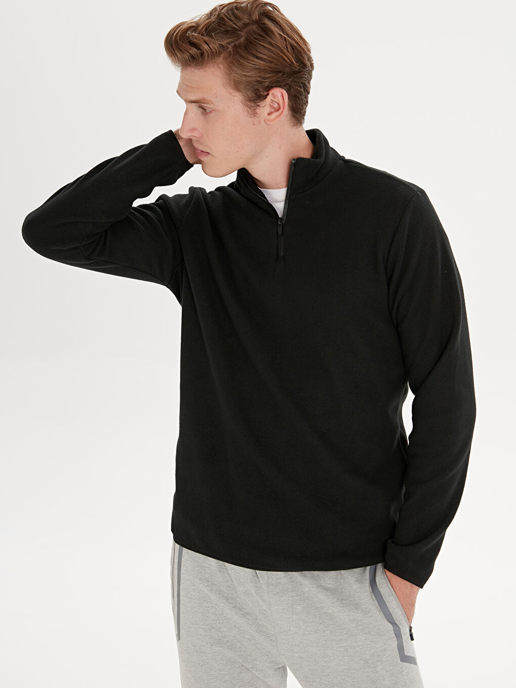 Yeni Siyah Sweatshirt-1