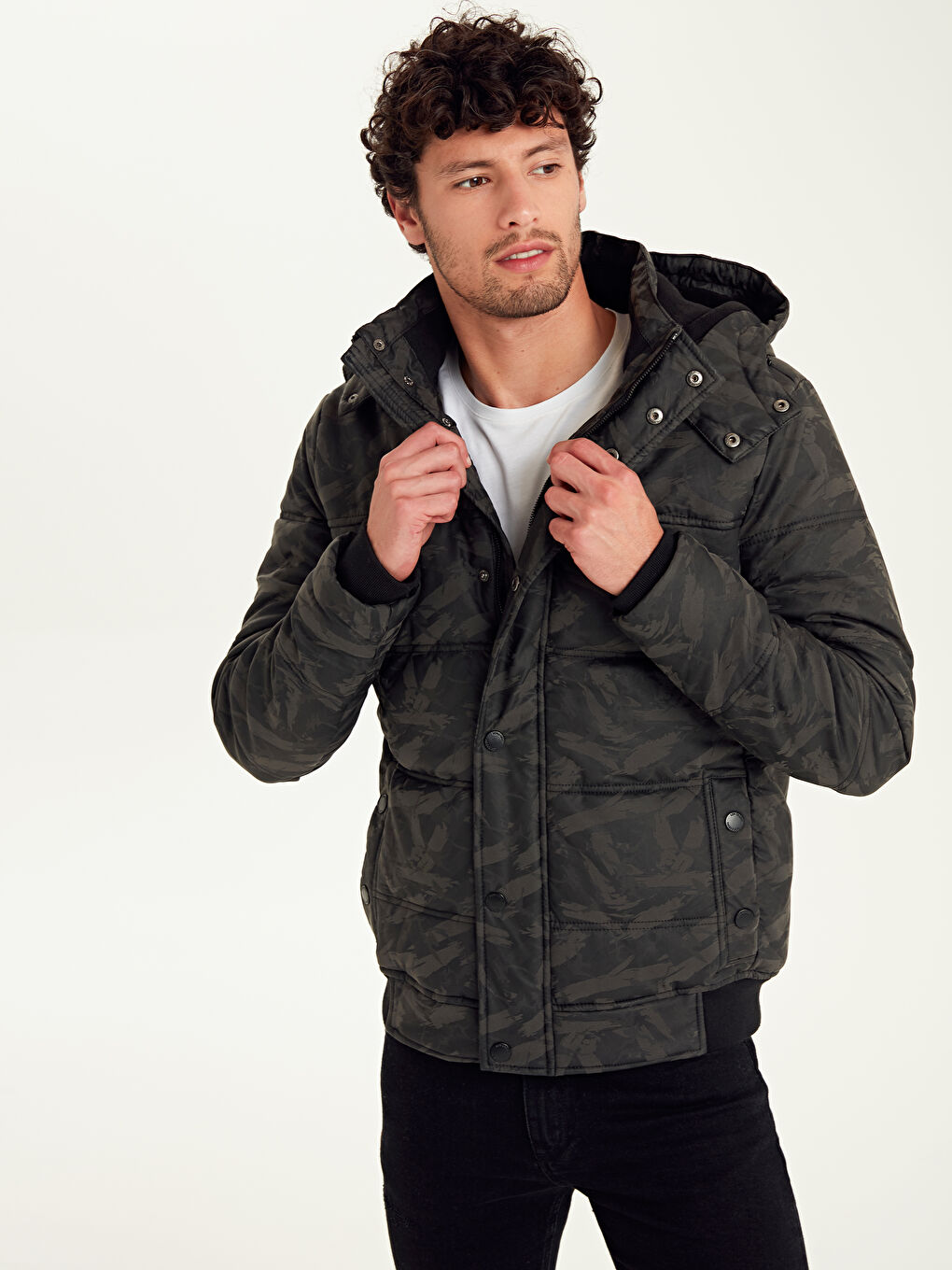 Gri Koyu Grı Şişme Mont-4