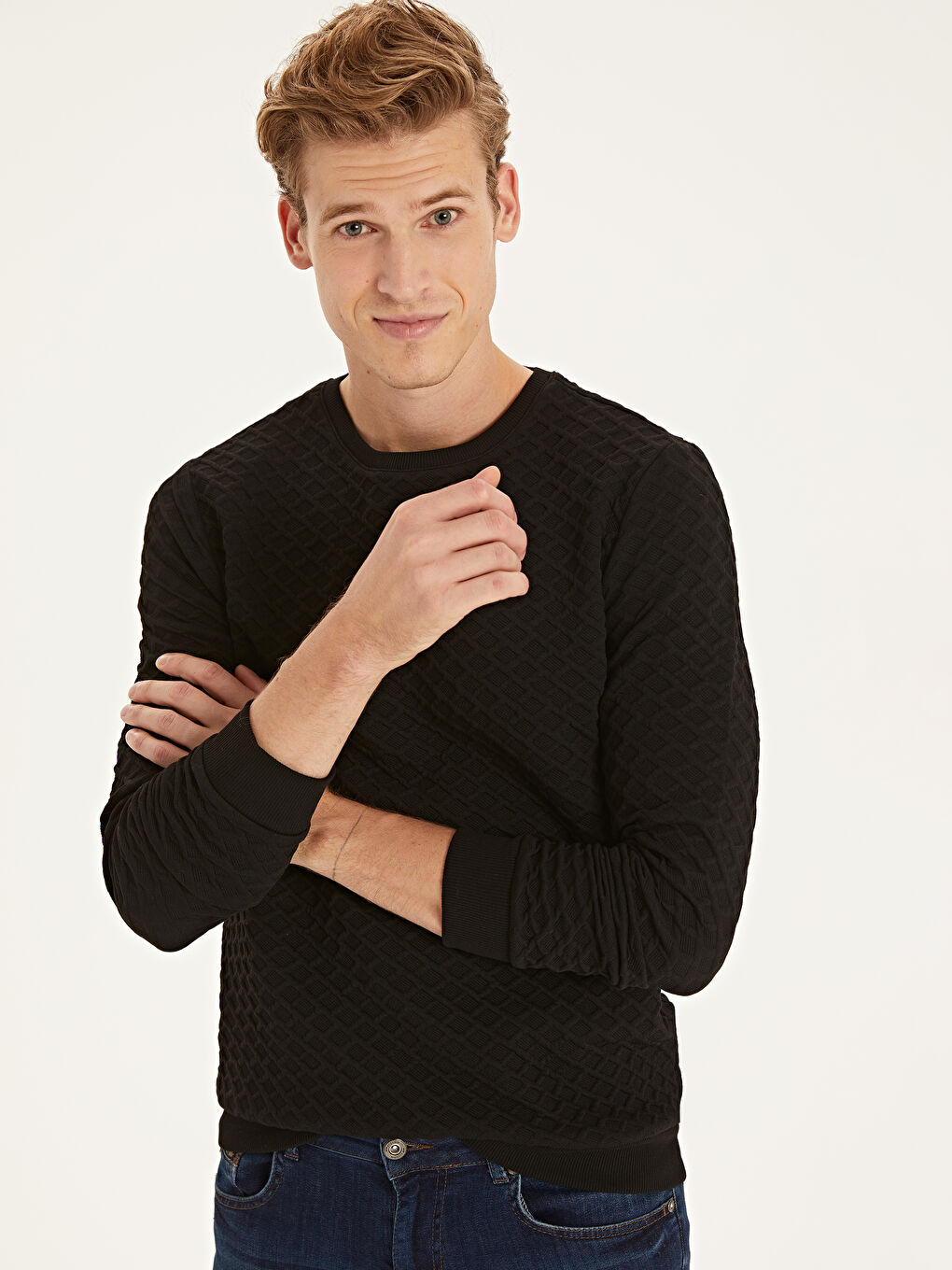 Siyah Slim Fit Kapitone Desenli Sweatshirt-1