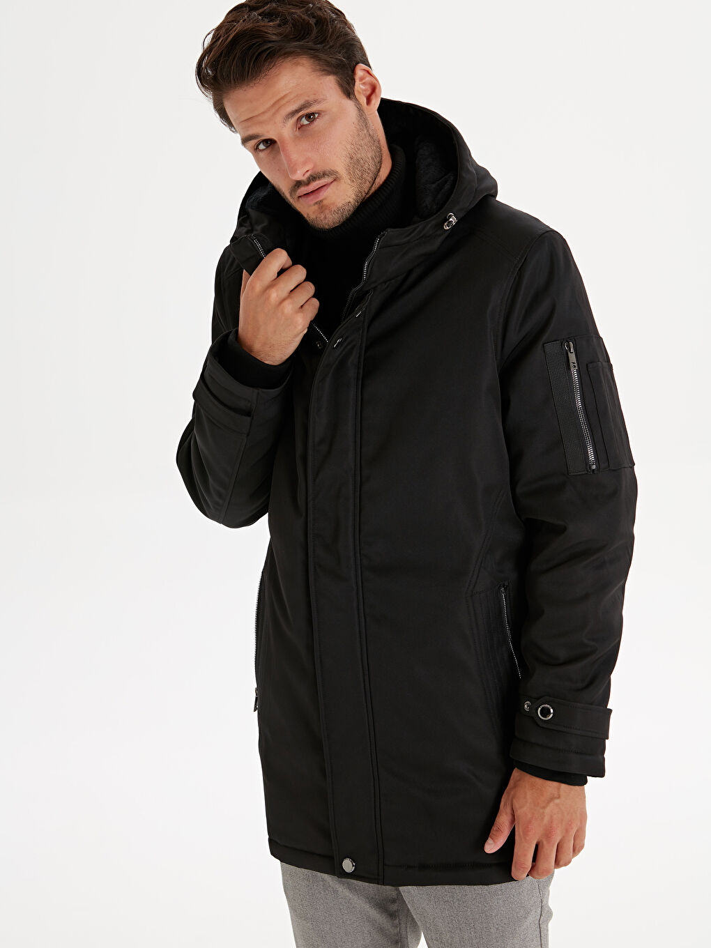 Siyah Standart Kalıp Uzun kollu Kalın Erkek Kaban