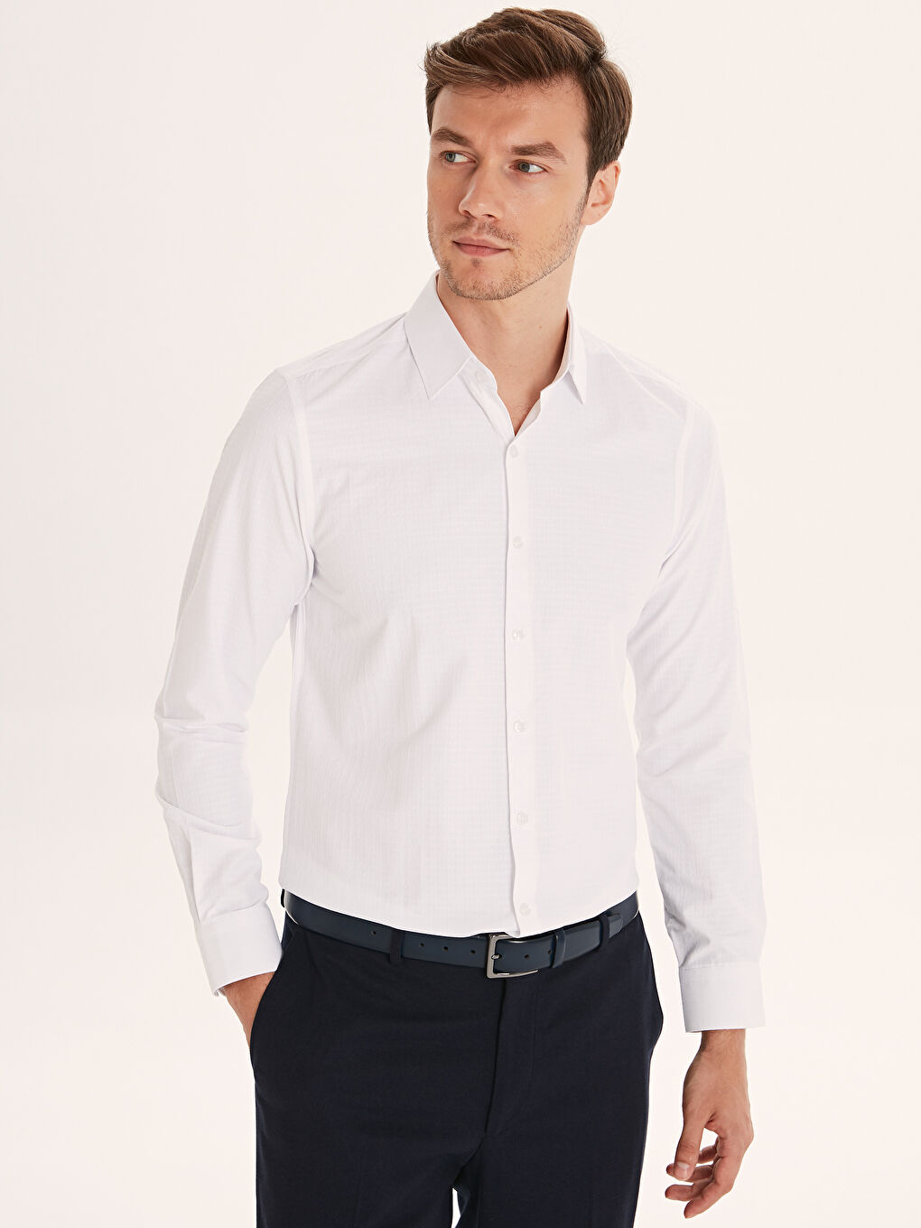 Beyaz Slim Fit Uzun Kollu Erkek Gömlek-1