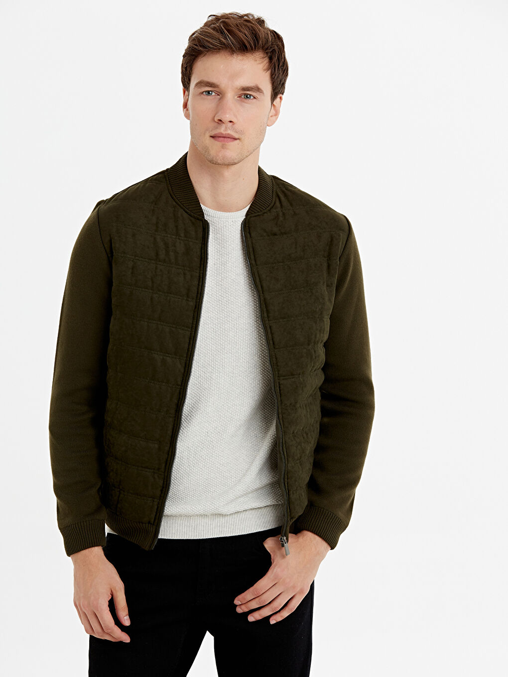 بالطو رجالي رفيع بقصة ضيقة بياقة كلية بومبر رفيع