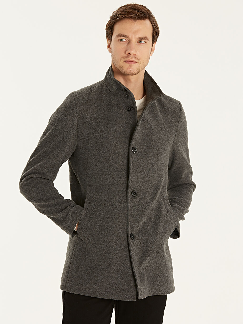 Gri Dik Yaka Erkek Kaşe Kaban-1