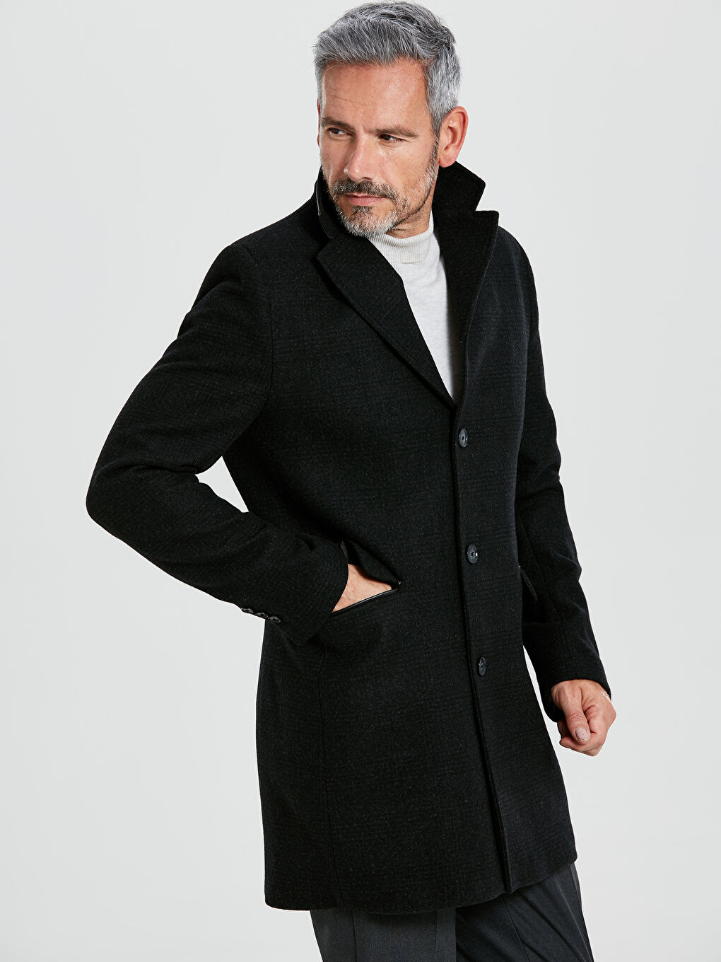 Lacivert Ekoseli Kaşe Kaban