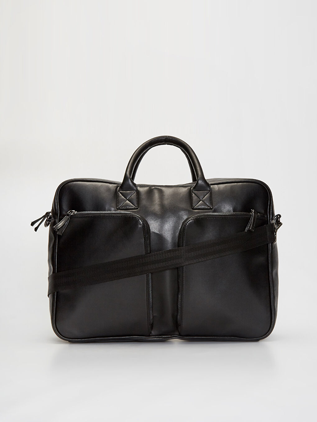 Siyah Sırt Çantası