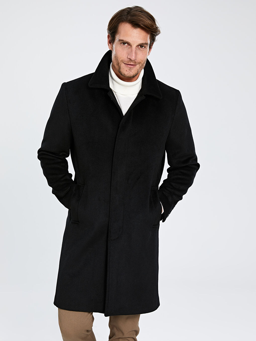 Siyah Erkek Kaşe Kaban