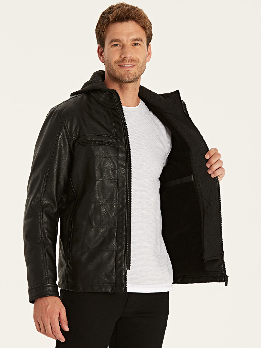 Siyah Erkek Deri Görünümlü Mont-1