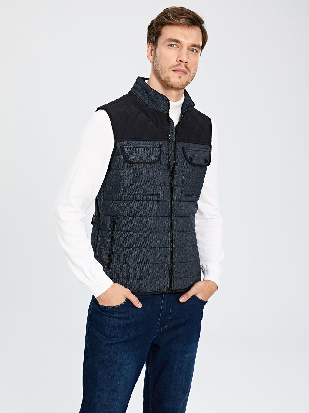 Gri Dik Yaka Erkek Yelek-2