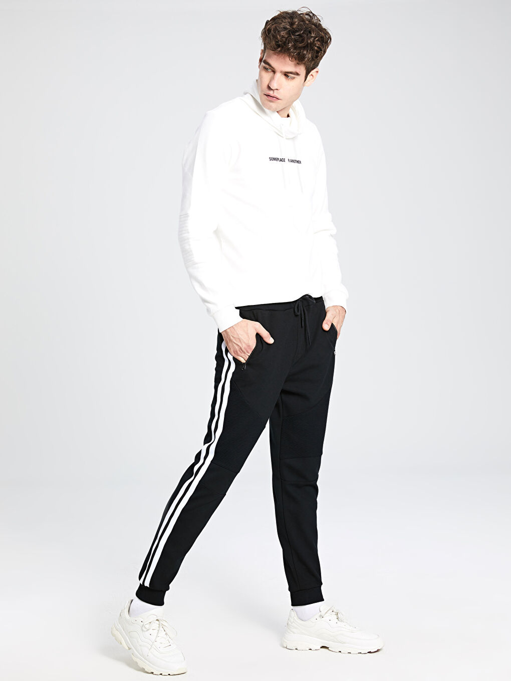 Yeni Siyah Eşofman Altı