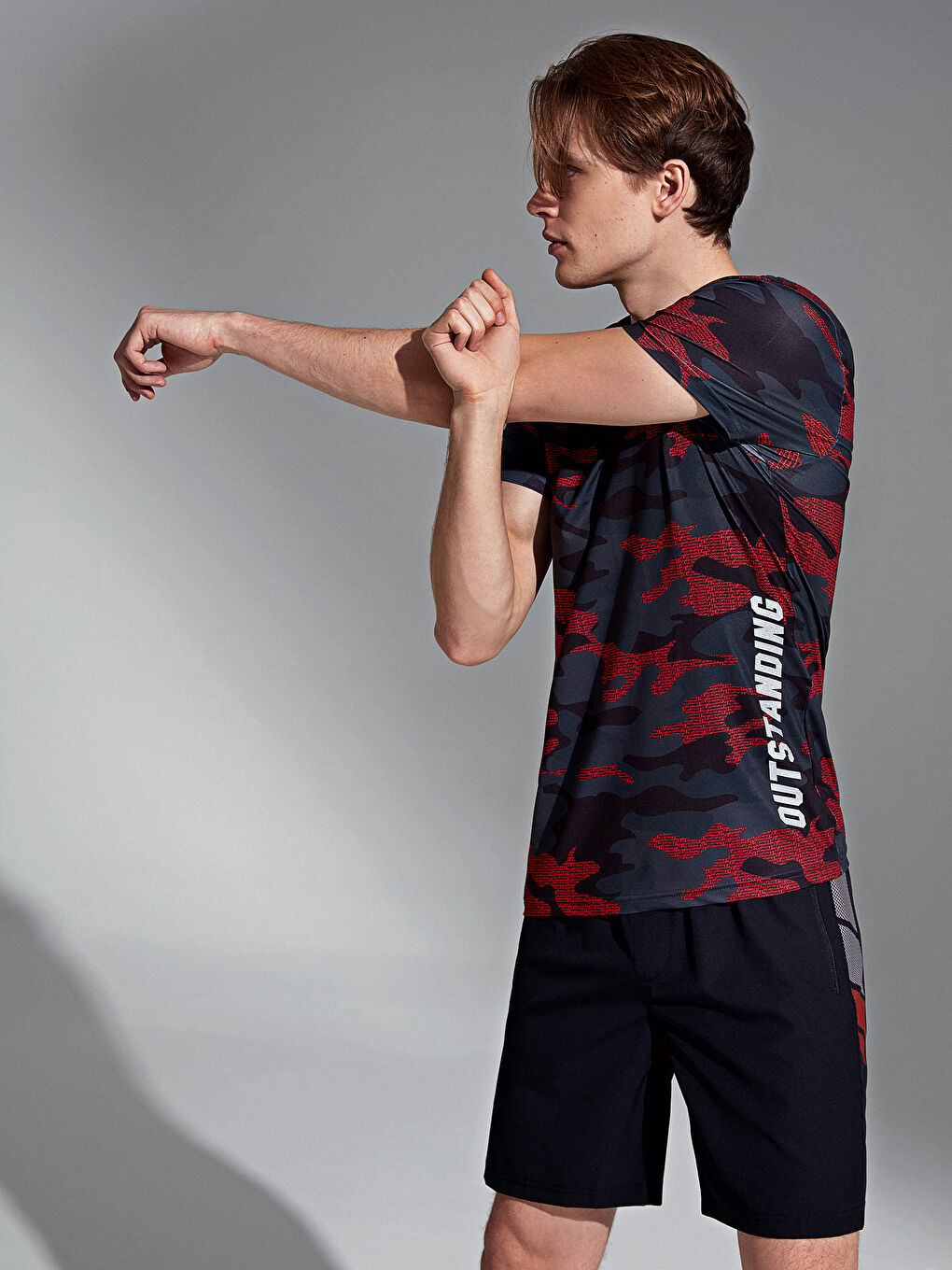 Koyu Gri Spor Tişört-1