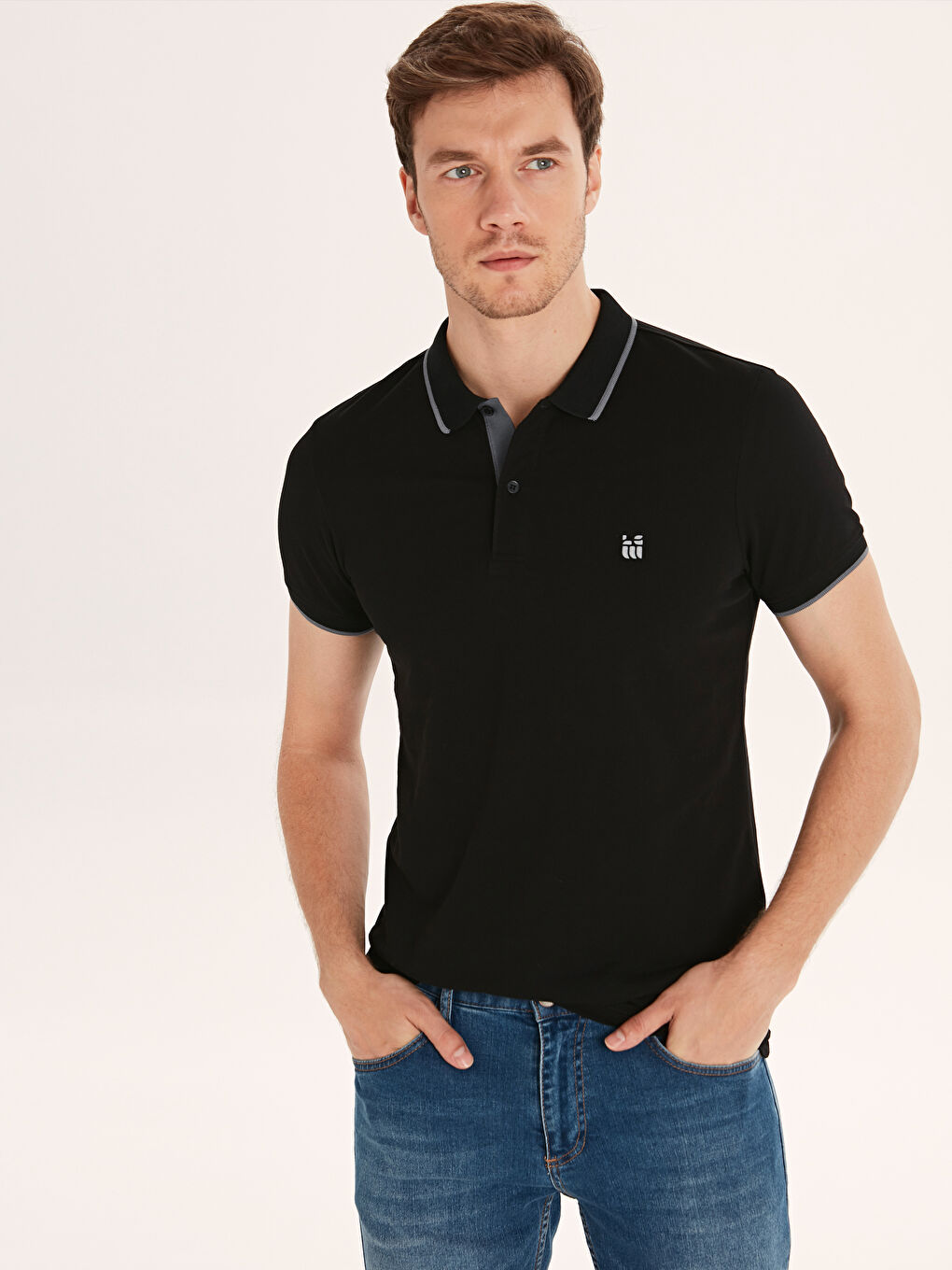 Siyah Polo Yaka Basic Kısa Kollu Pike Tişört