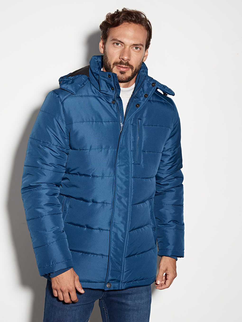 Чоловік ТЕМНО-СИНІЙ Пальто