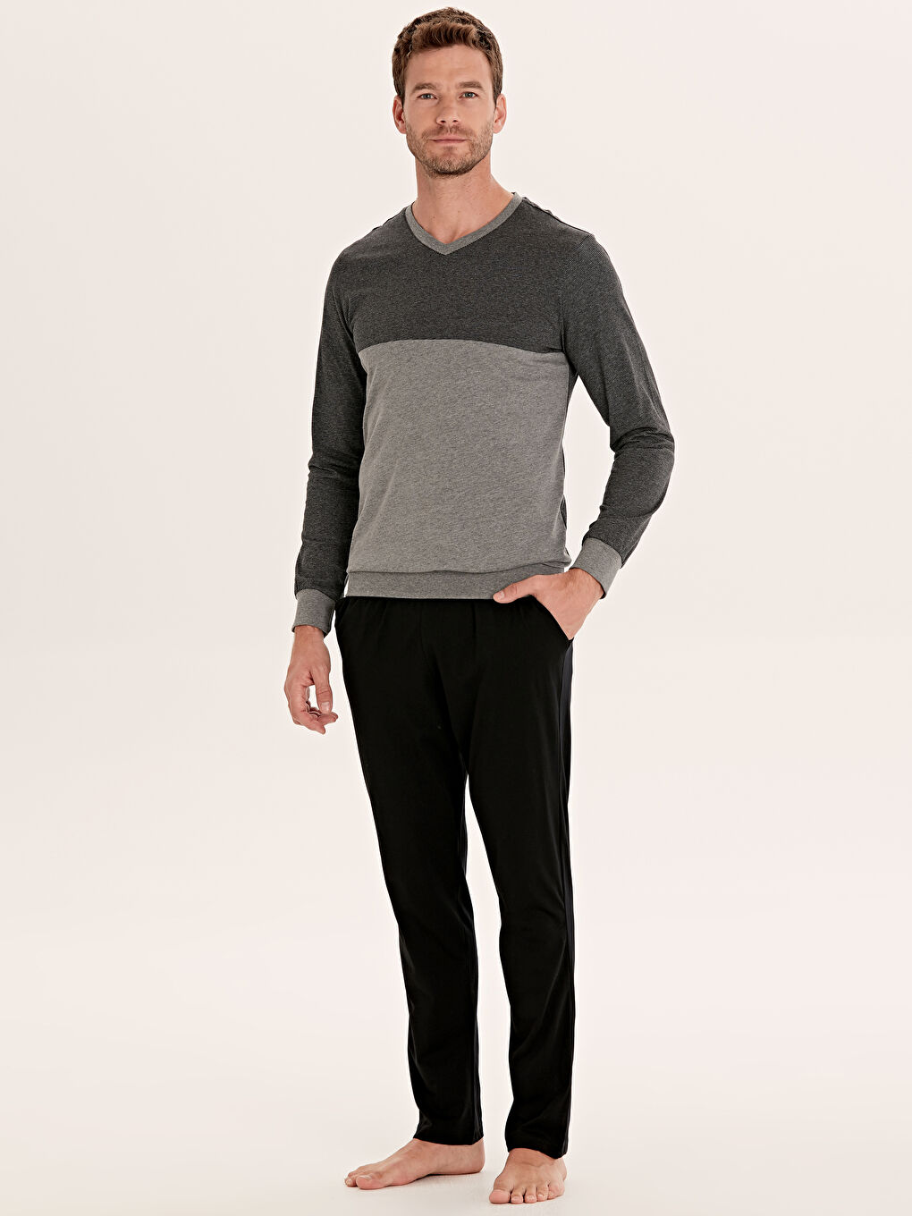 Siyah Çizgili Pijama Takım