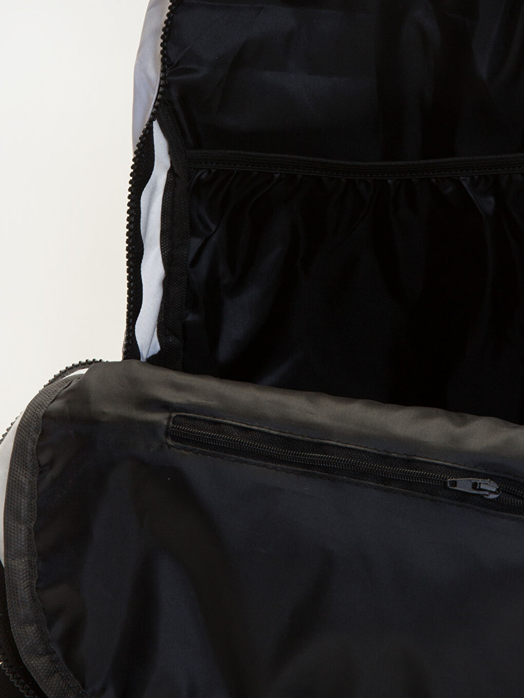 Beyaz Sırt Çantası-2