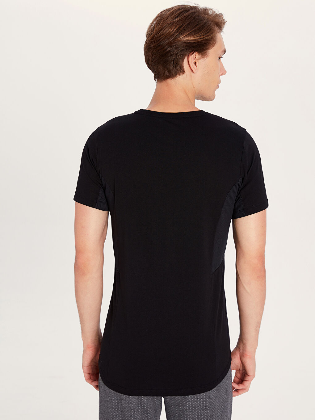 Siyah Bisiklet Yaka Penye Erkek Tişört-3