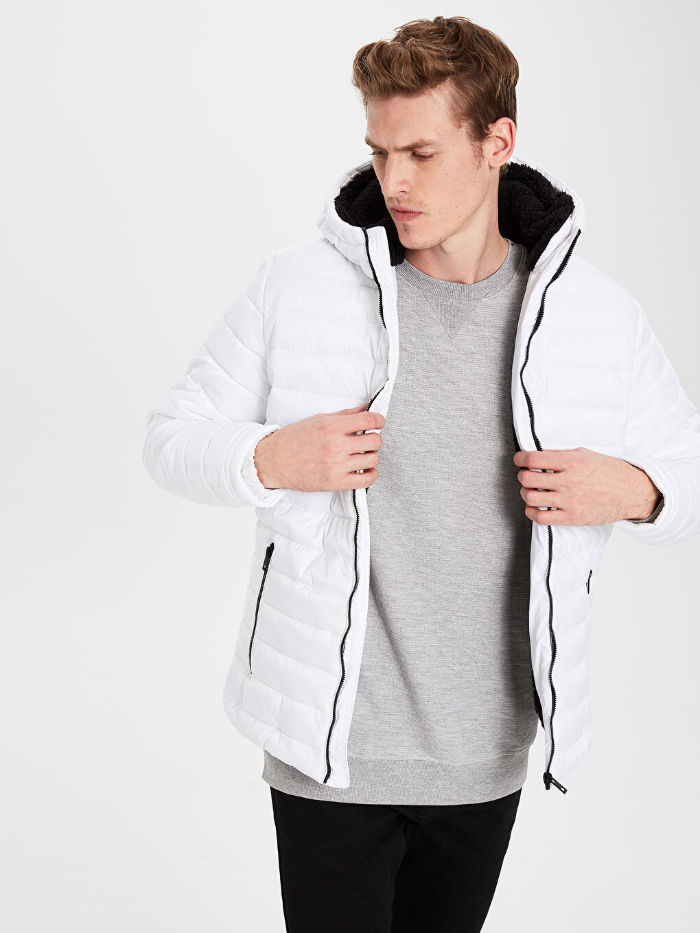 Beyaz Dik Yaka Erkek Şişme Mont-1