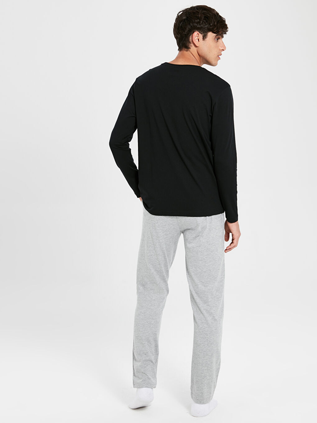 Siyah Standart Kalıp Beşiktaş Baskılı Erkek Taraftar Pijama Takımı-3