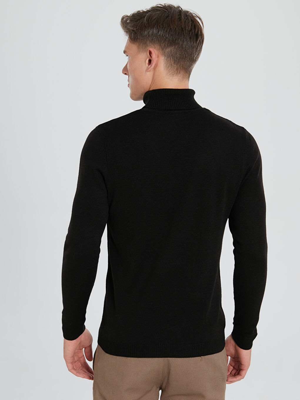 Siyah Balıkçı Yaka Uzun Kollu Erkek Triko Kazak-3