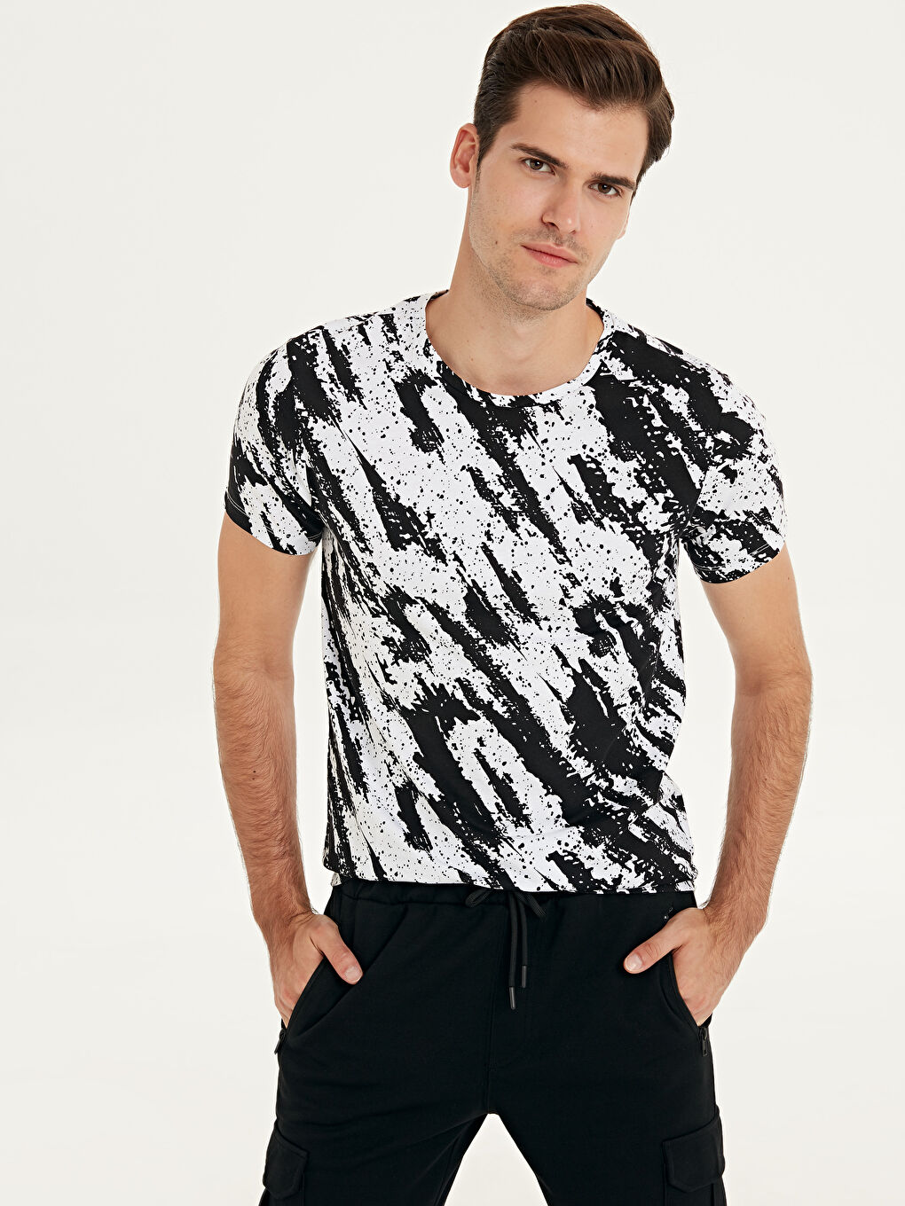 Beyaz Bisiklet Yaka Penye Erkek Tişört