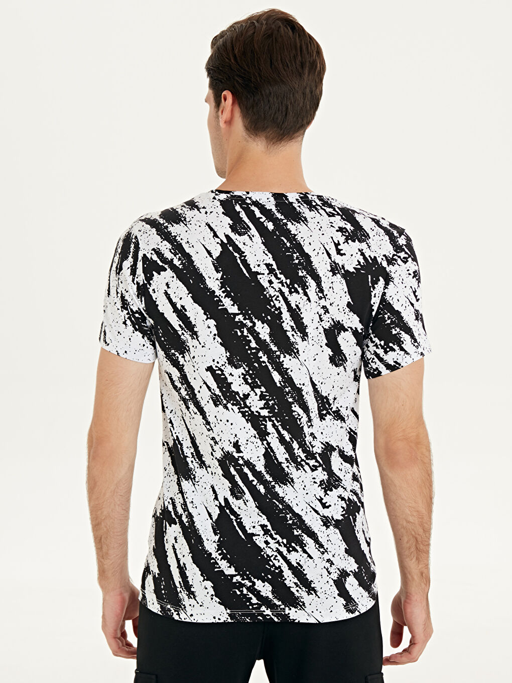 Beyaz Bisiklet Yaka Penye Erkek Tişört-2