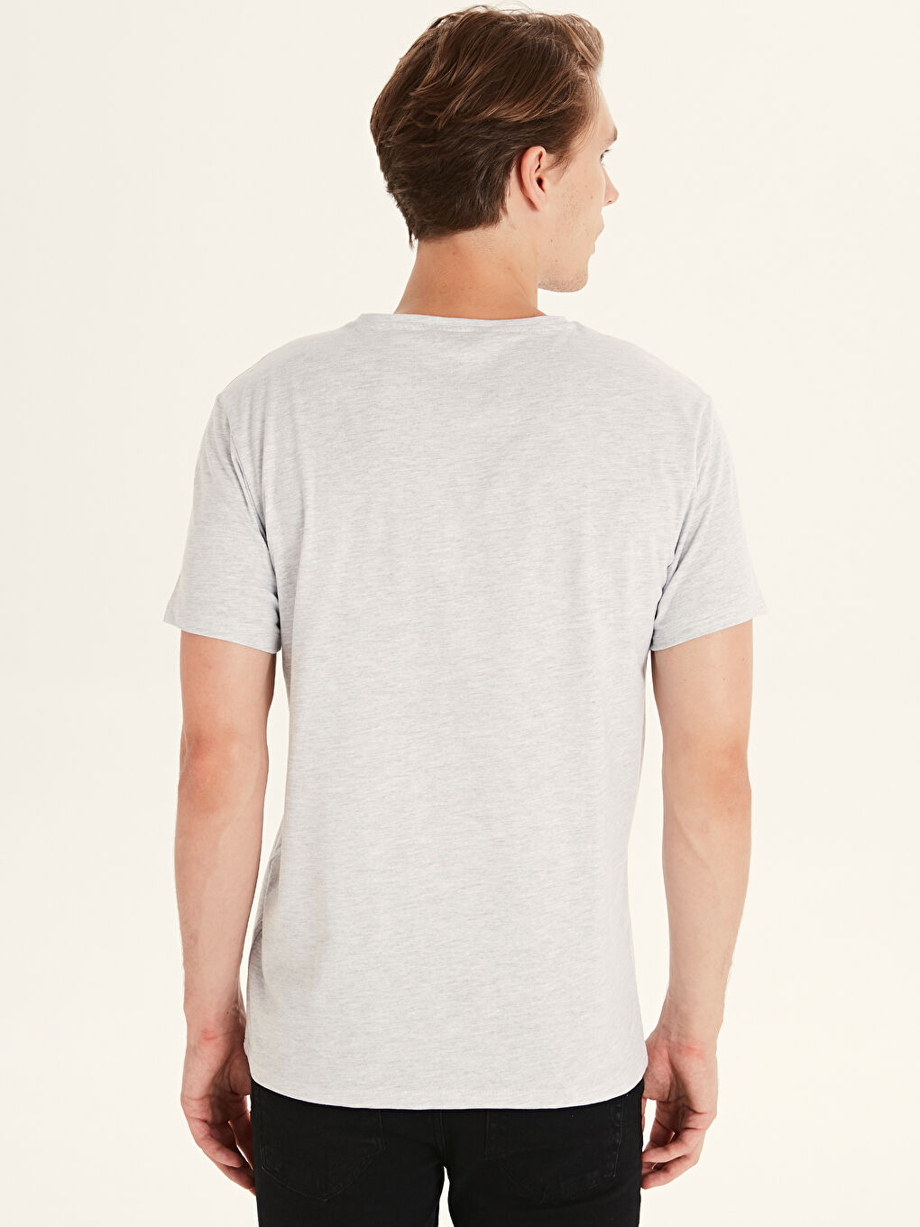 Gri Bisiklet Yaka Kısa Kollu Erkek Tişört-2