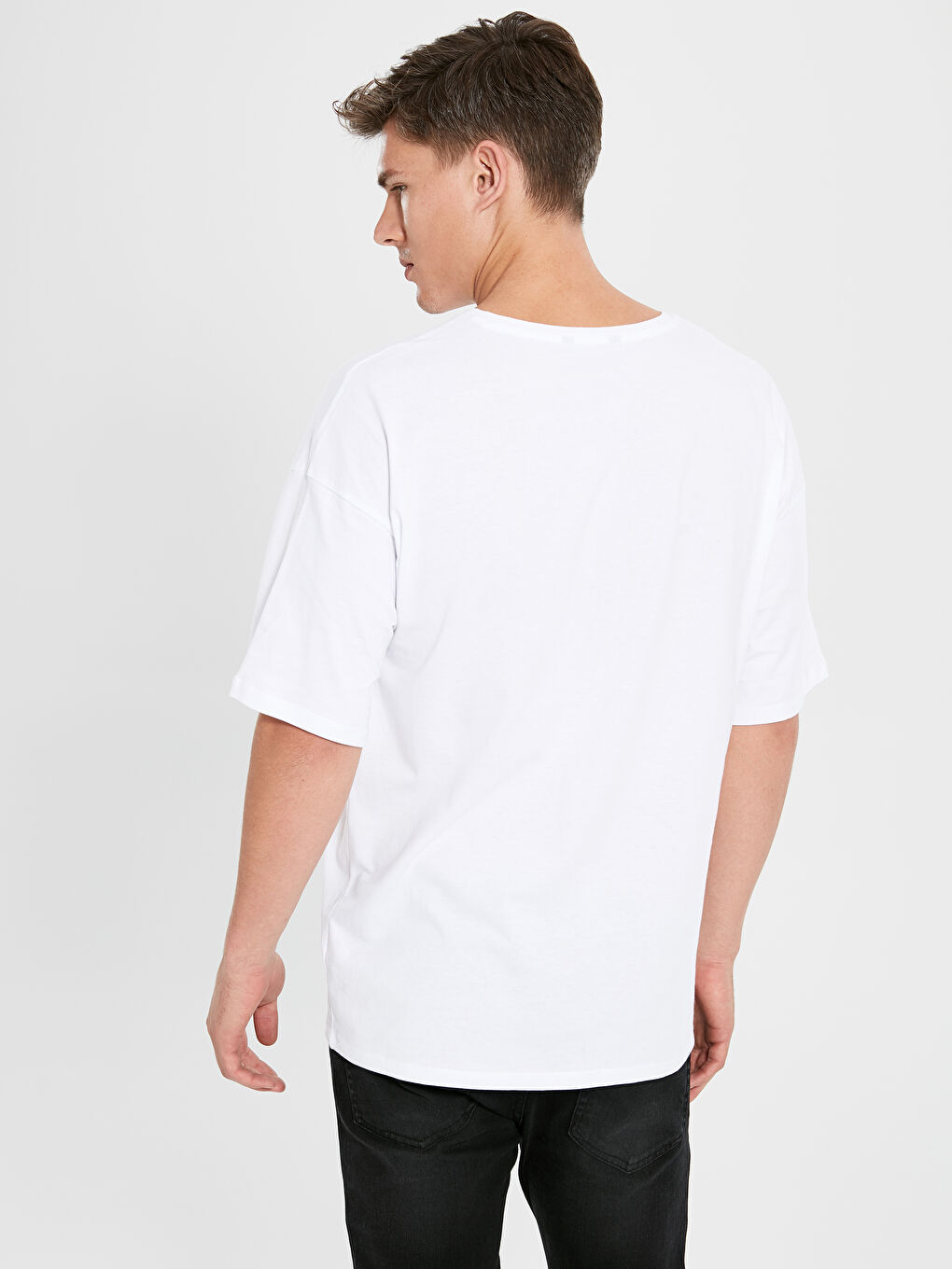 Beyaz Bisiklet Yaka Penye Erkek Tişört-4