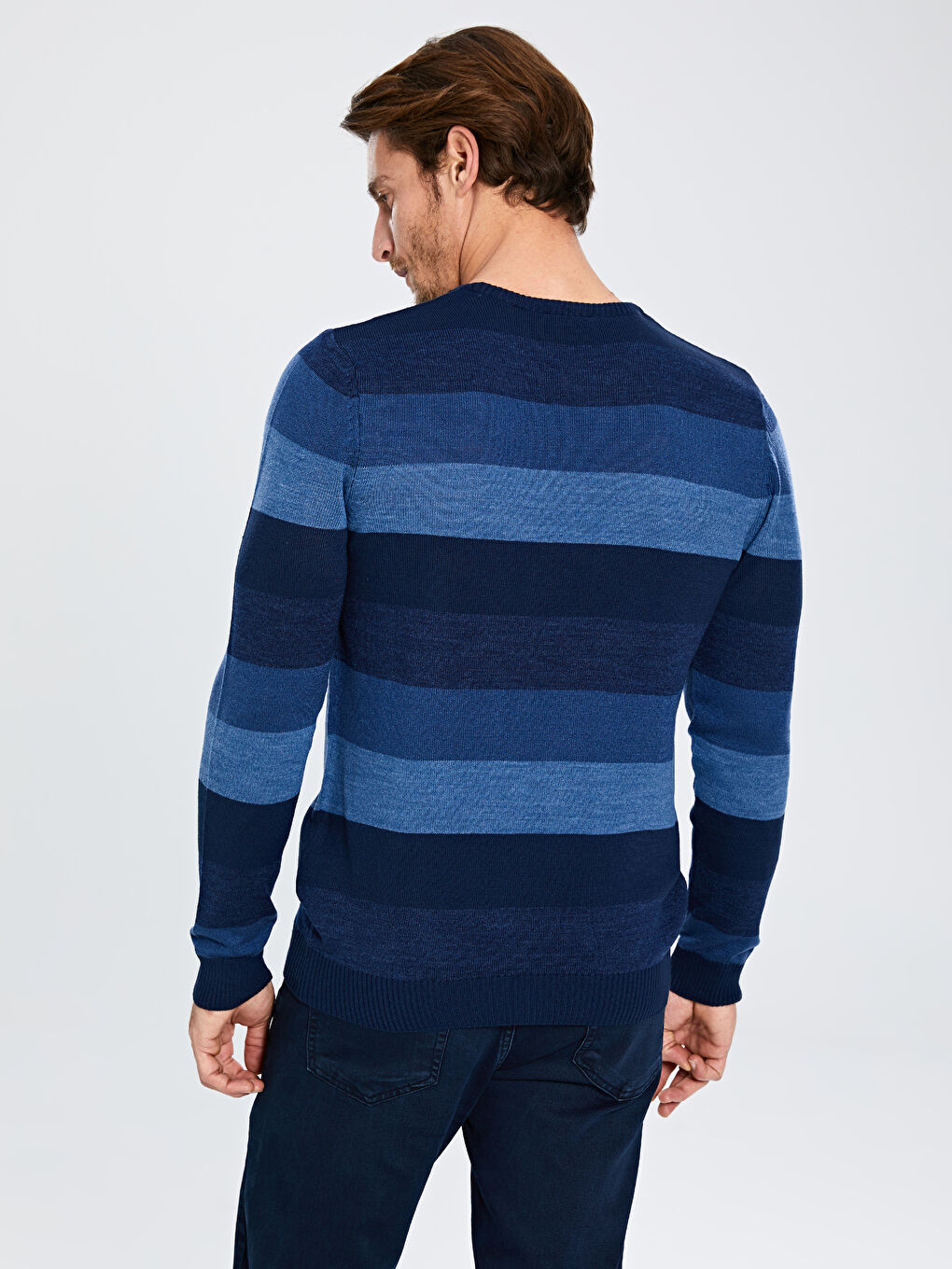 LCWAIKIKI Classic Crew Neck Long Sleeve Thin Men's Tricot Sweater -9WR802Z8-NOO