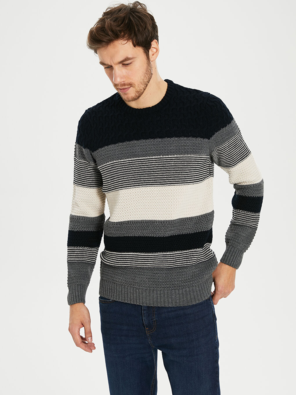 Чоловік БЕЖЕВИЙ Светр-1