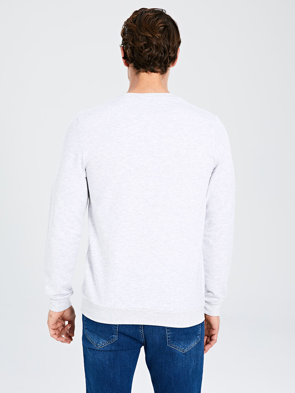 Beyaz Bisiklet Yaka Uzun Kollu Erkek Sweatshirt-2