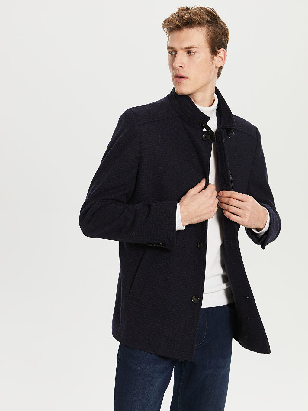 Lacivert Standart Kalıp Dik Yaka Erkek Kaşe Kaban-1