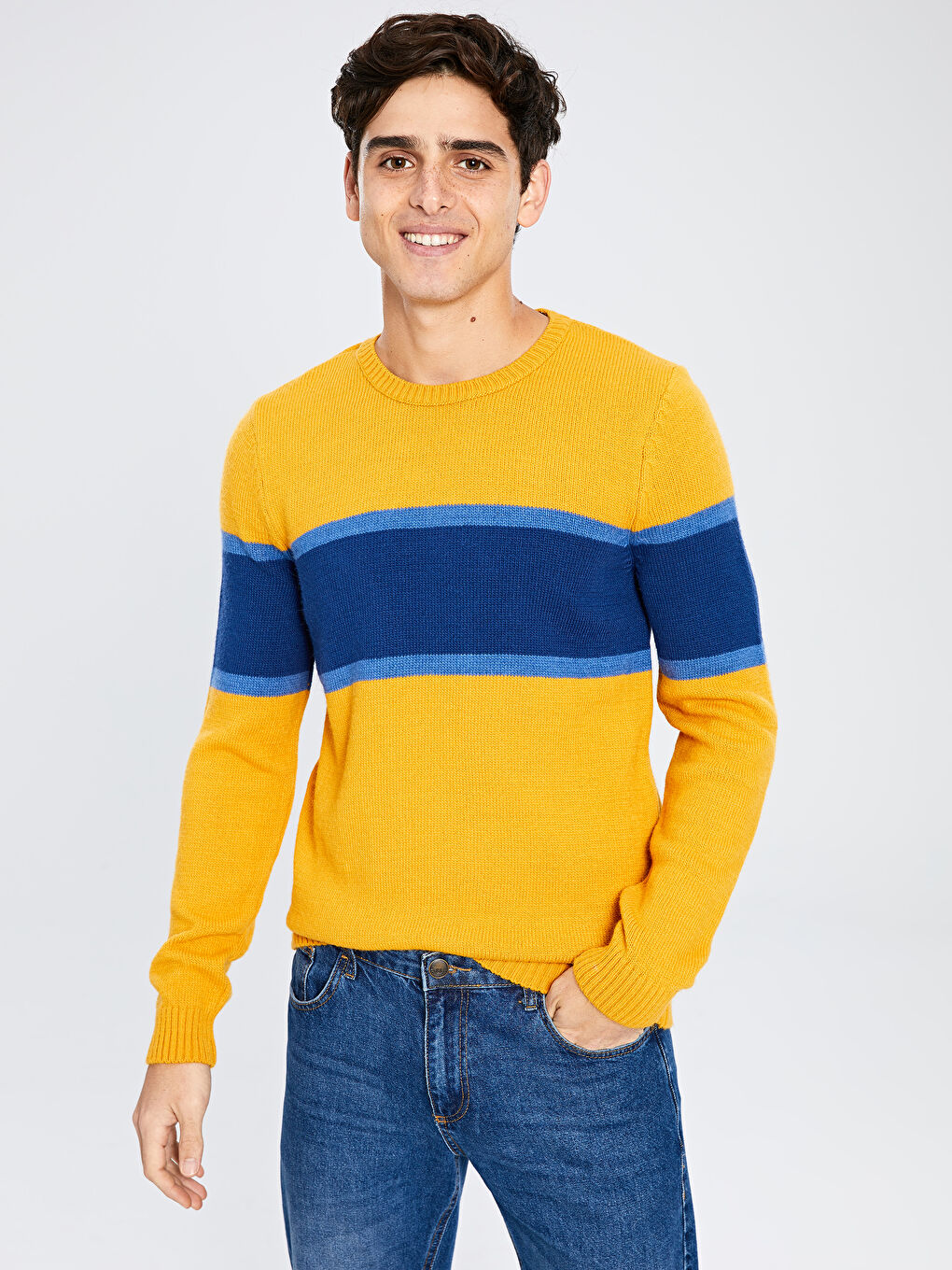 Prugasti trikotažni džemper sa okruglim izrezom-1