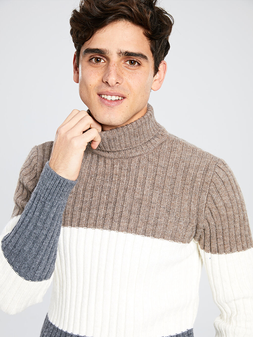 Kahverengi Balıkçı Yaka Erkek Triko Kazak-2